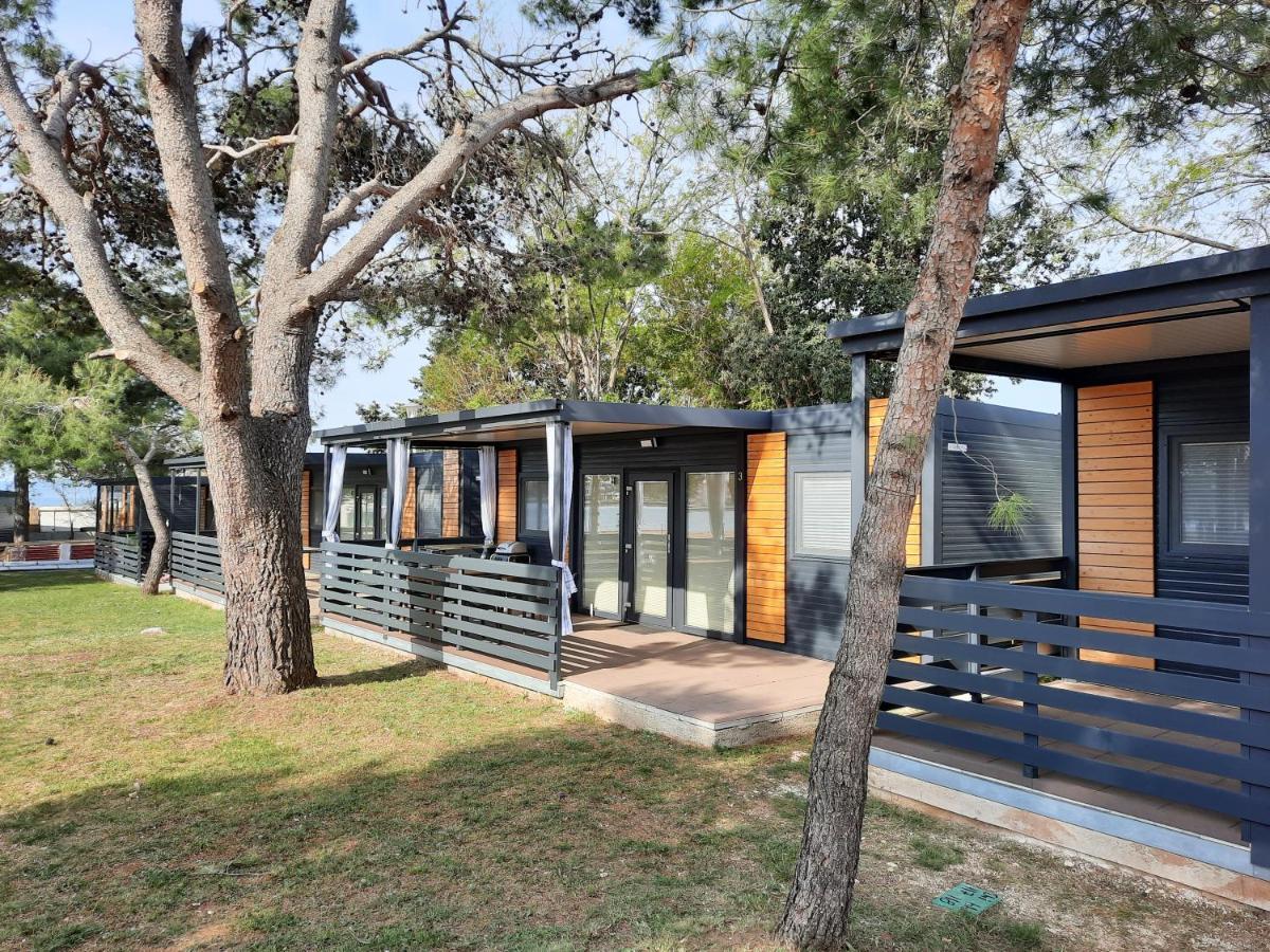 Sand & Relax Privlaka - Mobile Home Gloria Exterior photo